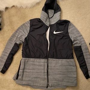 Mens Nike jacket. Size Large.